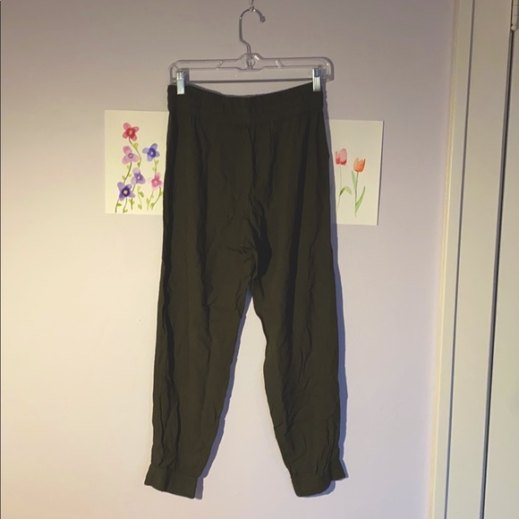 Small Aritzia dark green flowy joggers - Picture 3 of 3